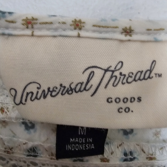 Universal Thread patterned Blouse - Picture 2 of 3